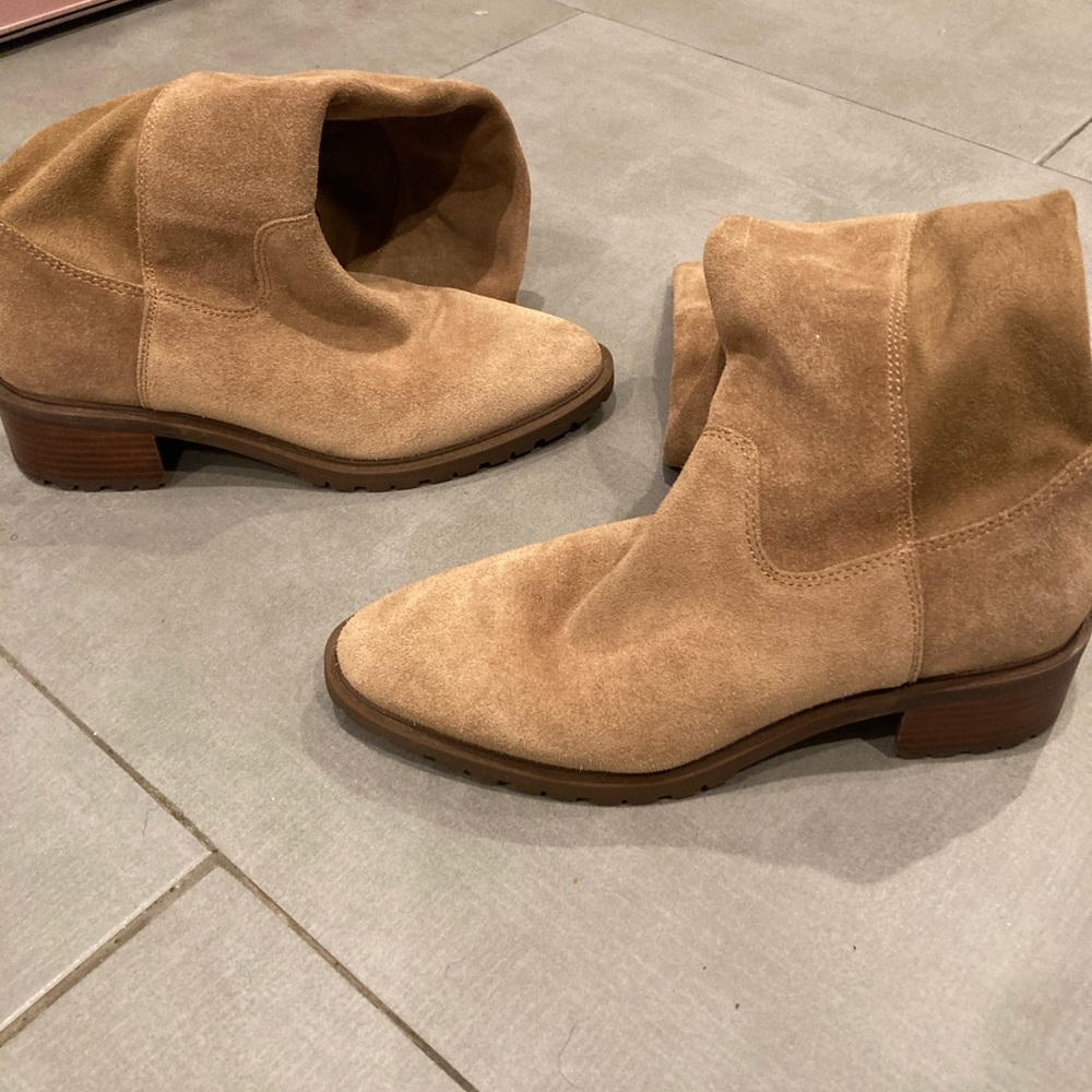 Knee high rider boots 👢